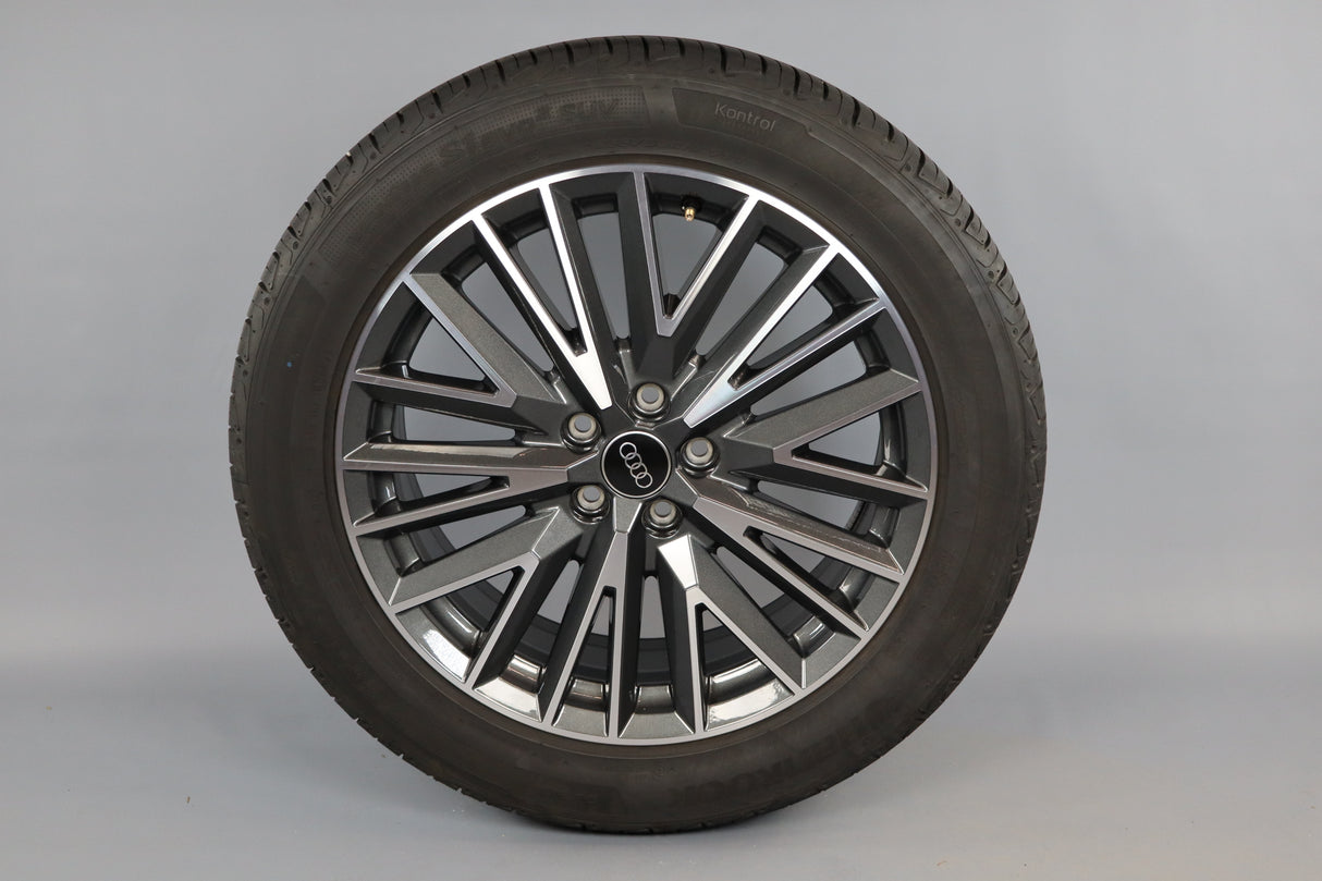 Audi 19" Kompletträder V-Design Q3 F3 83A601025L