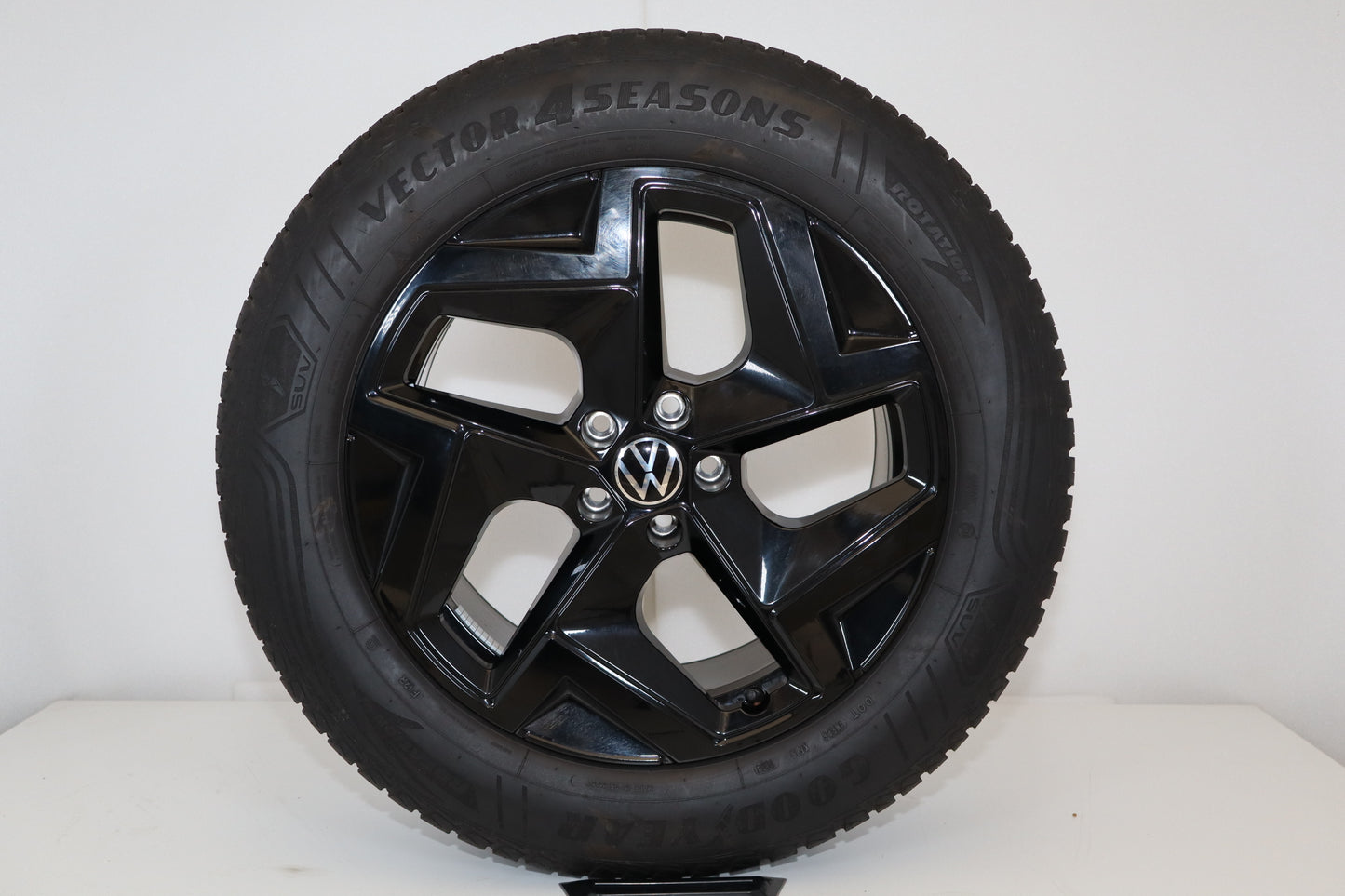 VW 19" Ganzjahresräder Coventry Tuareg CR7 760601025AG