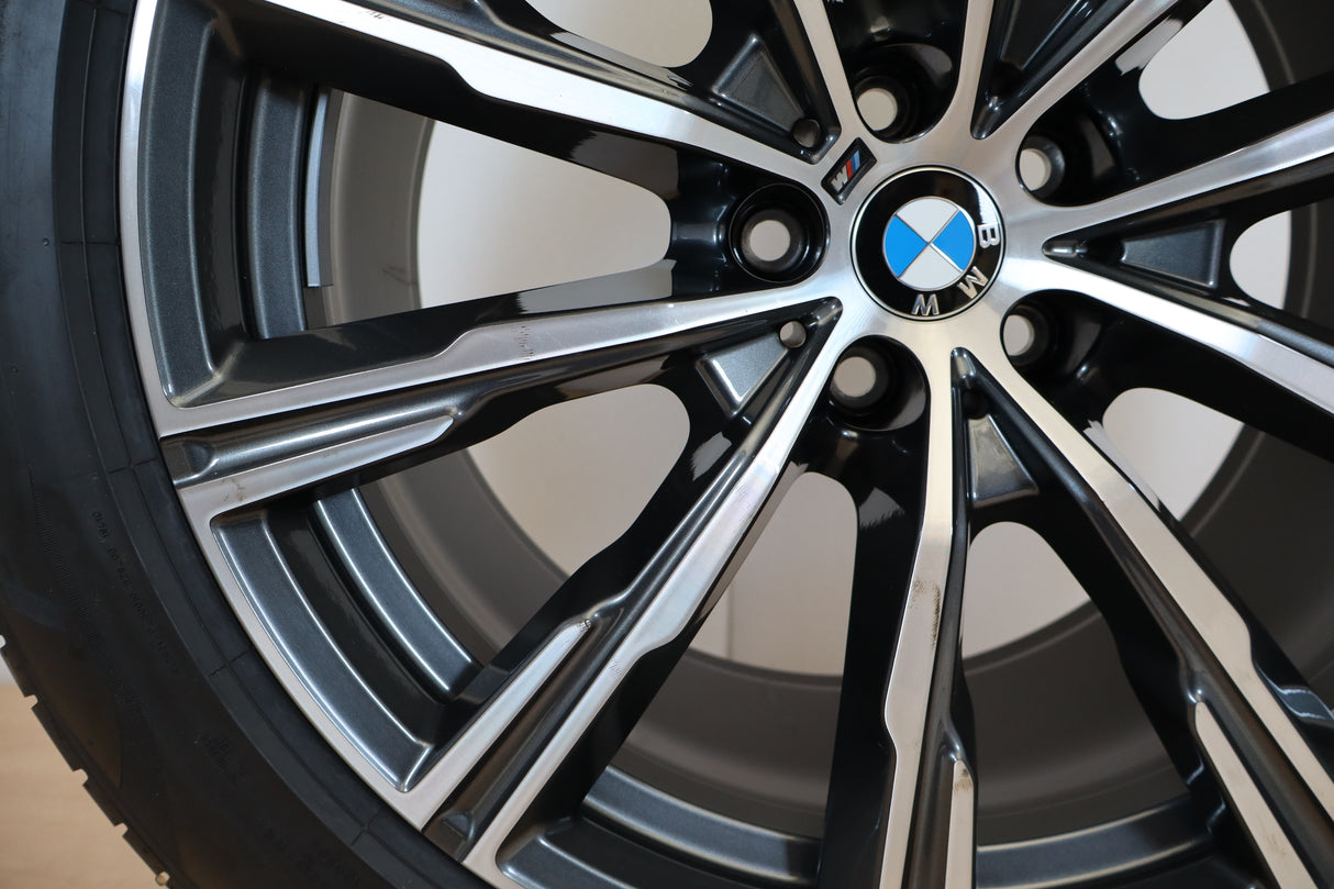 BMW 20" Kompletträder 740M X6 G06, X5 G05 8071996 8071997