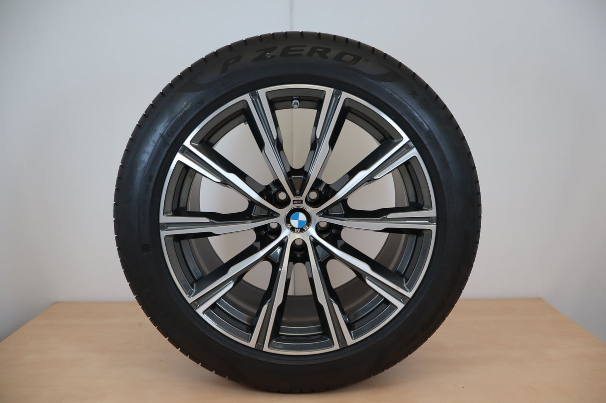 BMW 20" Kompletträder 740M X6 G06, X5 G05 8071996 8071997