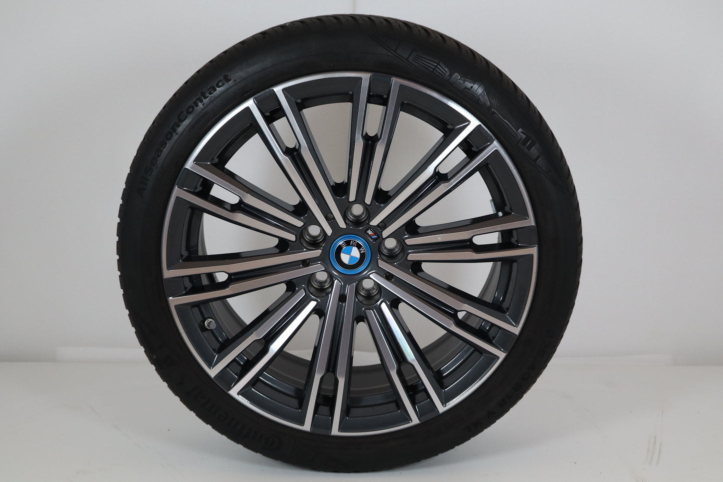 BMW 18" Ganzjahresräder 790M 3er G20, G21, 4er G23, G22 8089890 8089891