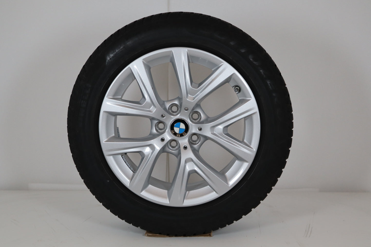 BMW 17" Winterräder 450 X2 F39, X1 F48 6856076