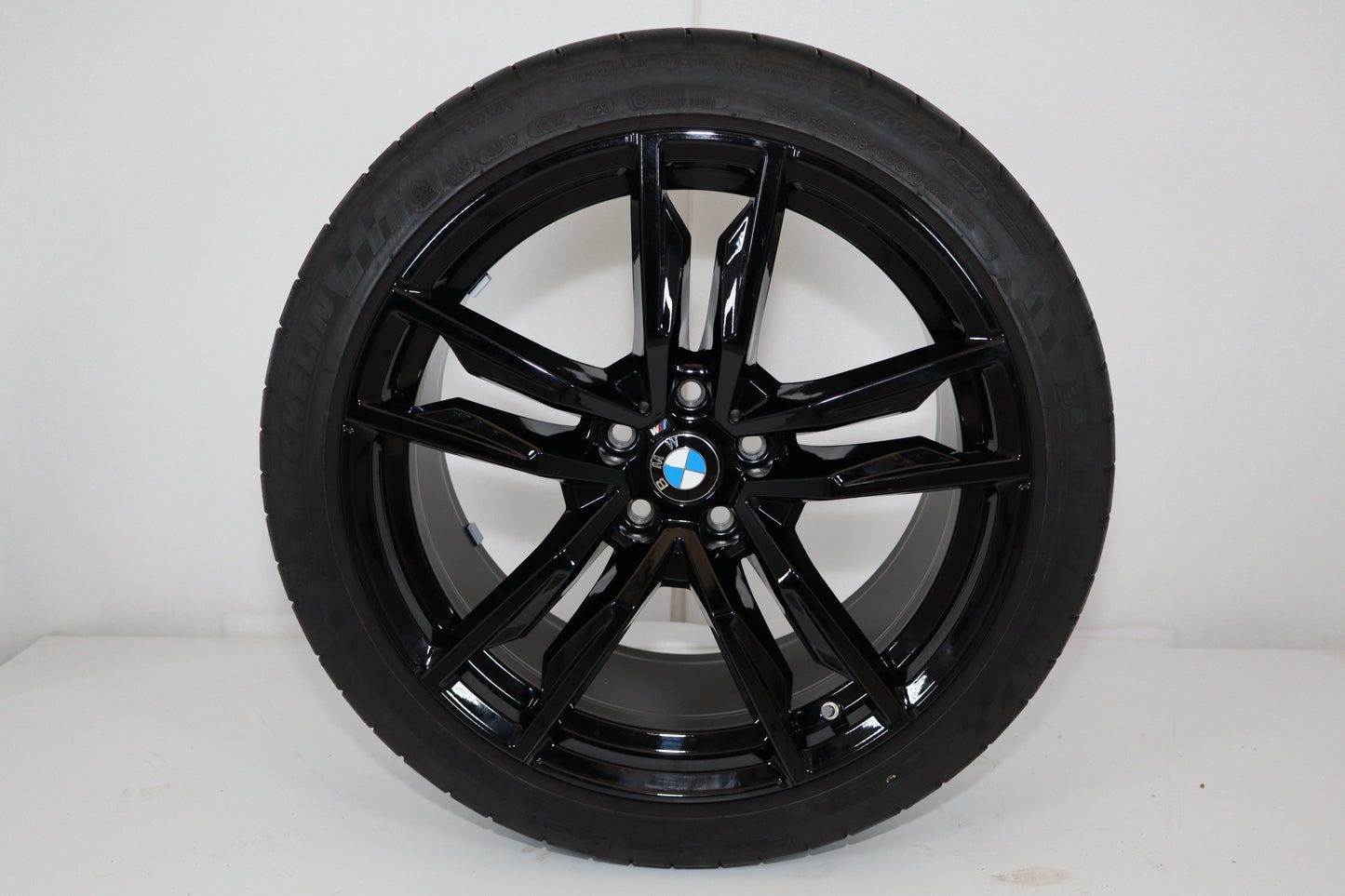 BMW 19" Sommerräder 799M Z4 G29 8091763 8091764