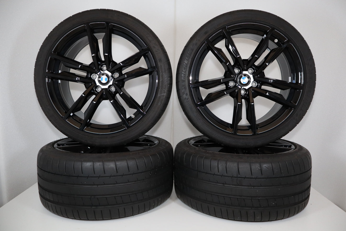 BMW 19" Sommerräder 799M Z4 G29 8091763 8091764