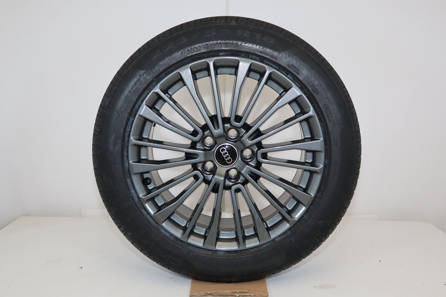 Audi 18" Sommerräder Doppelspeiche A6 C8/4K 4K0601025CC