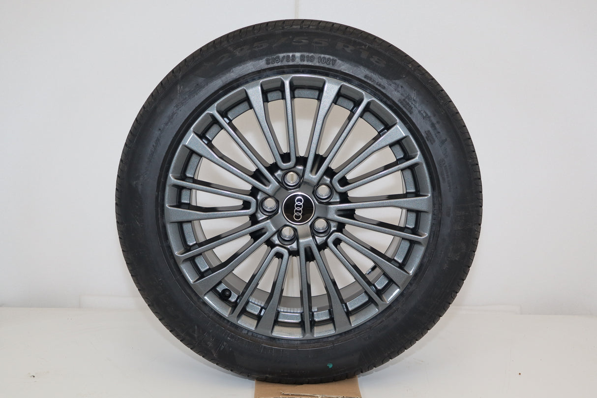 Audi 18" Sommerräder Doppelspeiche A6 C8/4K 4K0601025CC
